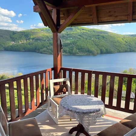 Apartman Jezero Vrutci Užice Kültér fotó