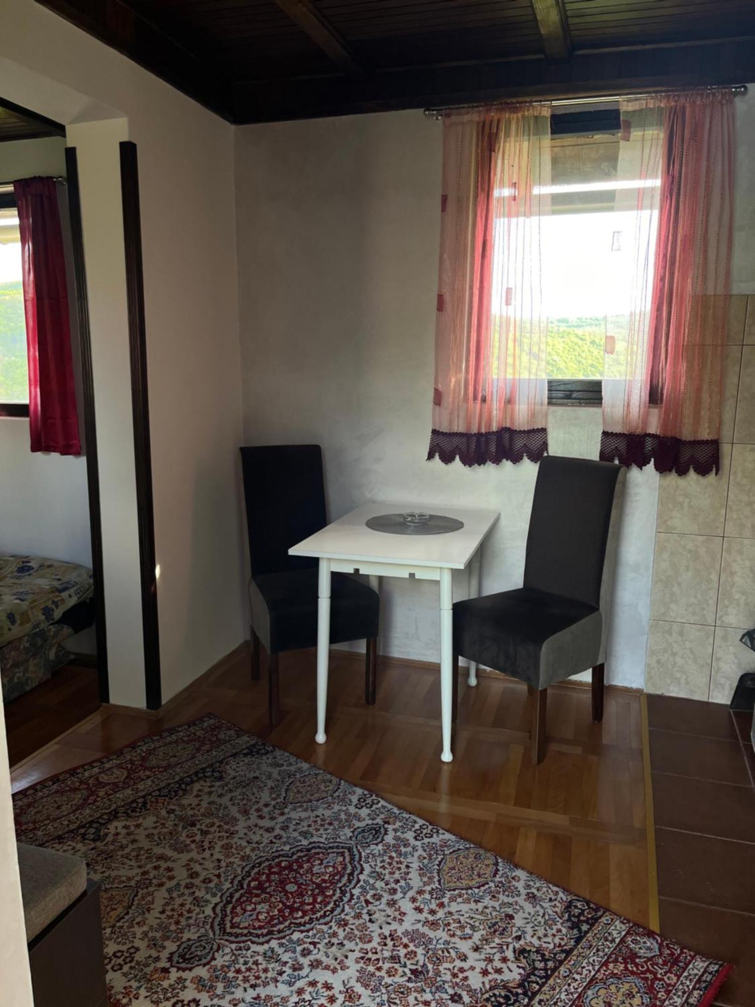Apartman Jezero Vrutci Užice Kültér fotó